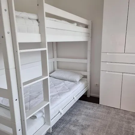 アパート Amanda アウグスブルク