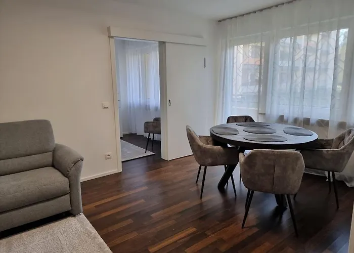 アパート Amanda アウグスブルク